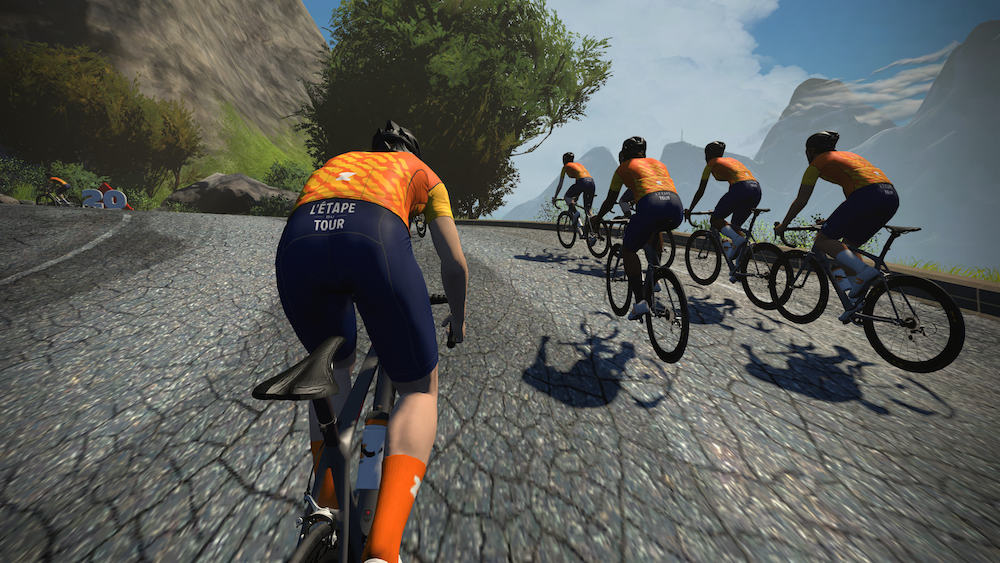 How to hold a group ride on Zwift