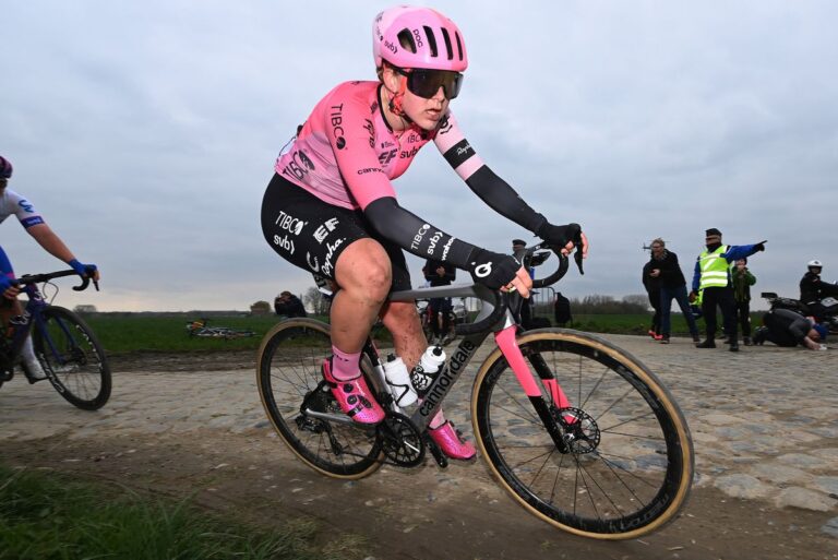 Zoe Bäckstedt makes mid-season transfer to Canyon-SRAM